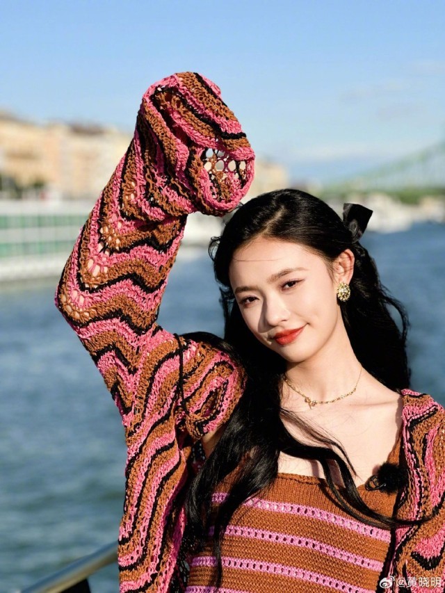 黄晓明许光汉程潇林允沈梦辰等同游布达佩斯(图4)