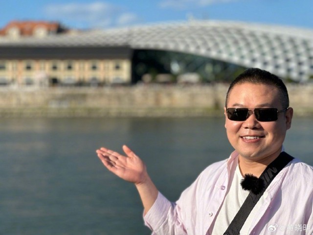 黄晓明许光汉程潇林允沈梦辰等同游布达佩斯(图15)