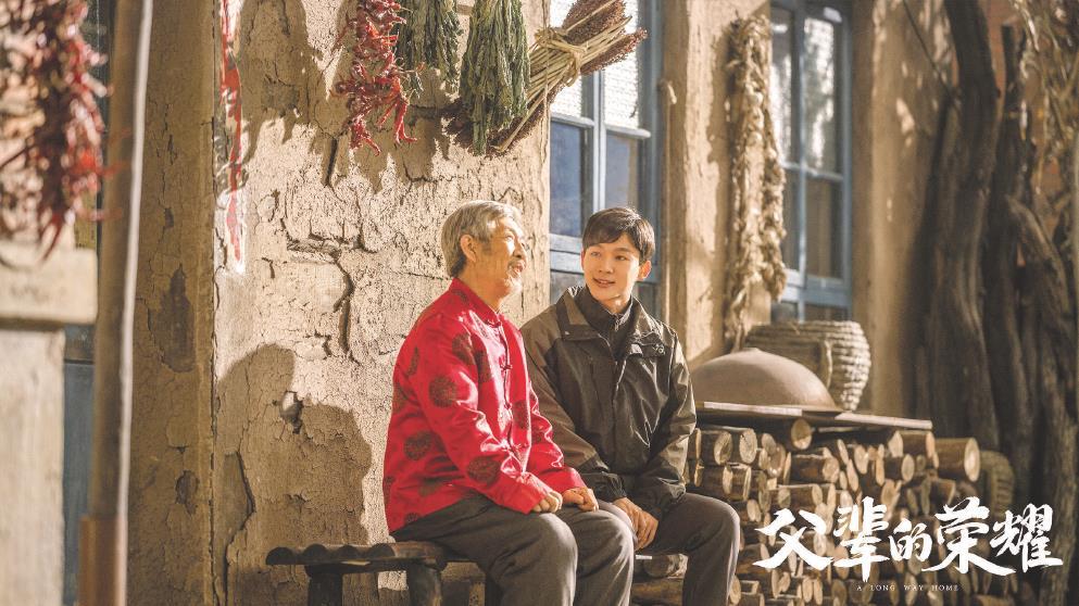 康洪雷：导演得当一个非常挑剔的观众(图1)