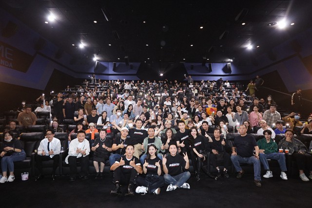 电影《莫斯科行动》首映 刘德华：这部电影是我20年来的梦(图1)