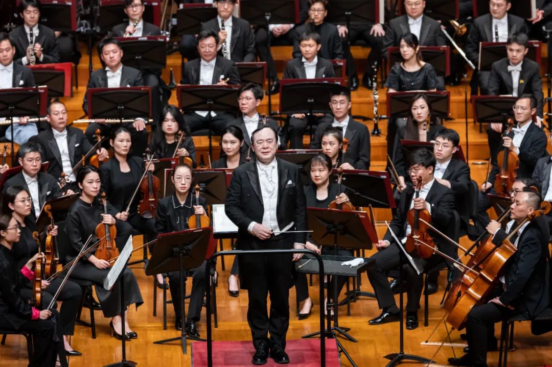 “礼赞新时代 奋进新征程”大型原创交响作品音乐会在国家大剧院音乐厅精彩上演(图2) 图片