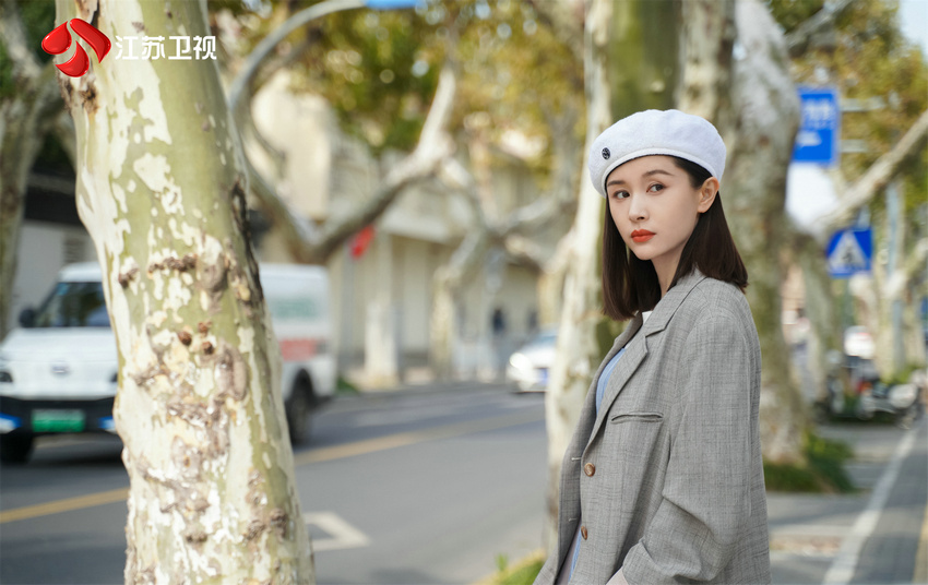 王子文：邓婕老师是本色出演，白敬亭是腼腆男孩(图5)