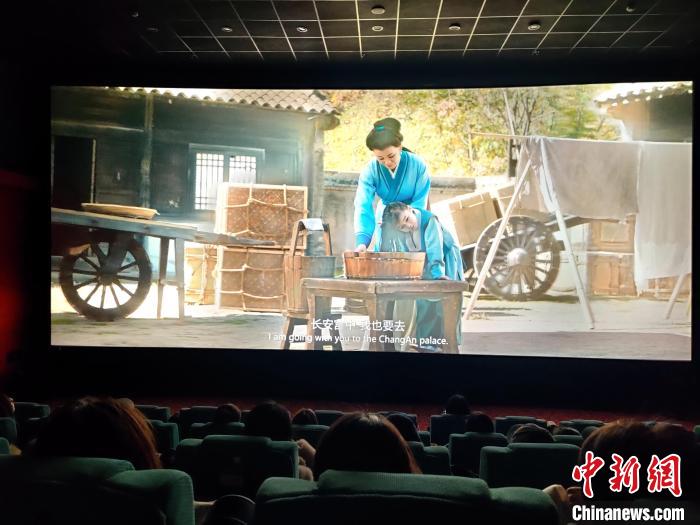 越剧电影《汉文皇后》福建首映 导演钱勇携主创亮相(图2)